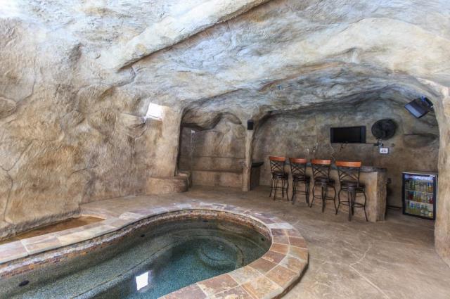 UnReal Estate this Week: Famous Athletes' Man Caves