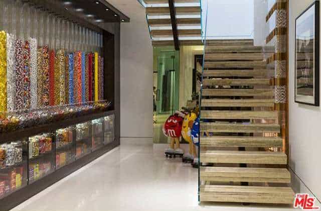 $200K candy room