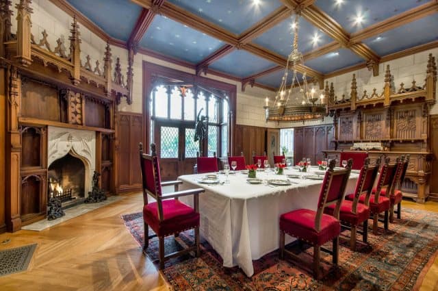 Castle dining room