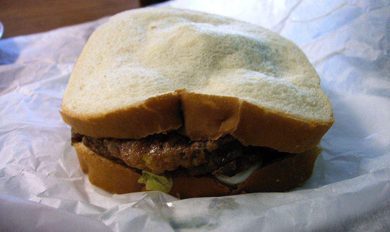 St. Paul Sandwich. Photo credit: Adam Michalski/Wikimedia Commons