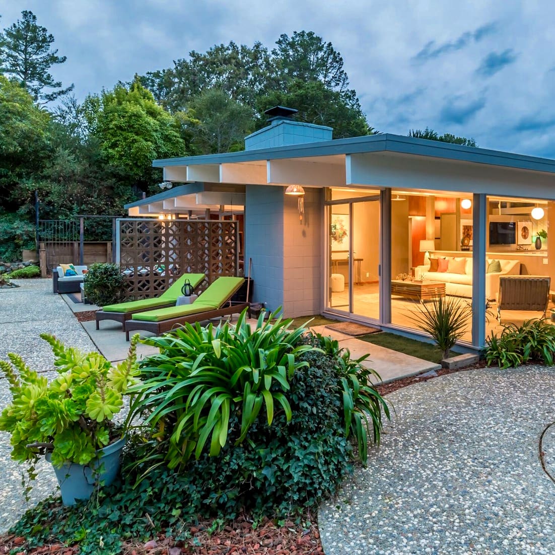 50 Roxbury Ln SAN MATEO, CA 94402