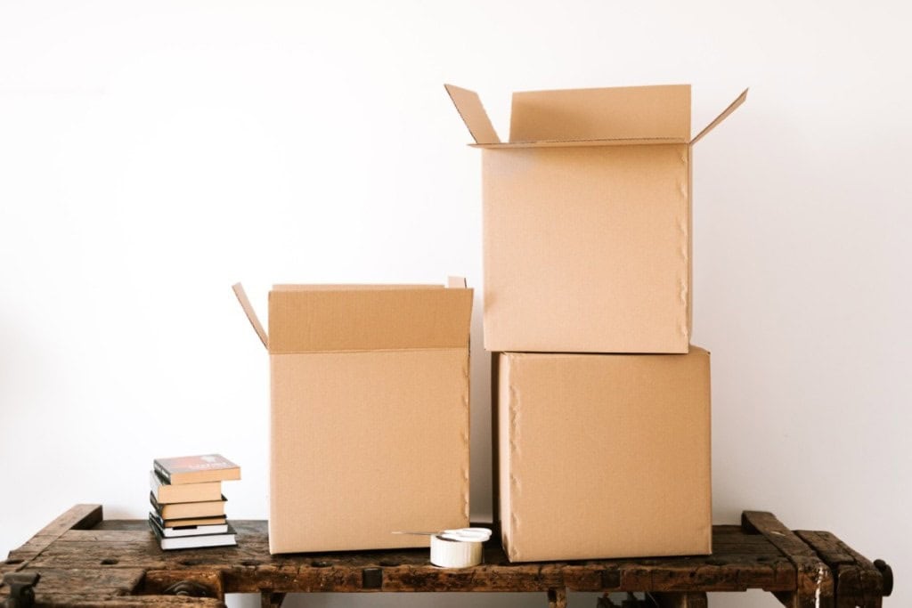 packing moving boxes