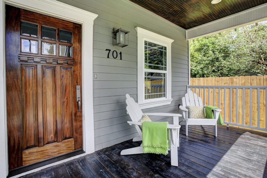 easy home improvement: replacing your front door