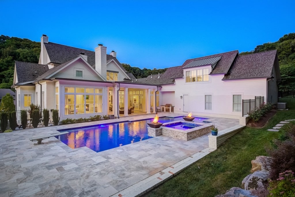 855 Windstone Blvd Brentwood, TN 37027