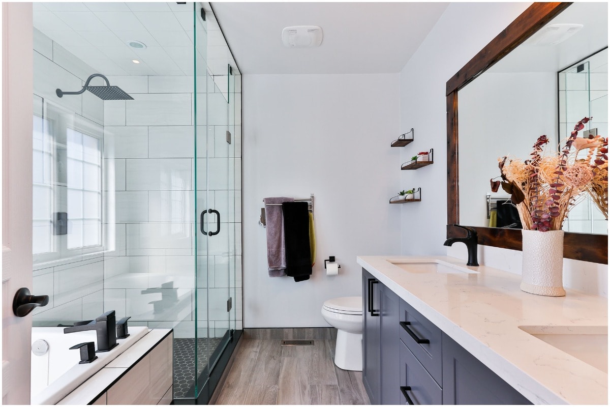 Smart Home Tech Bathroom