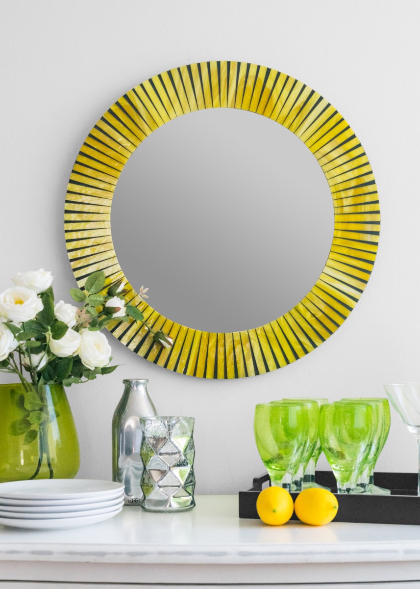 stained-glass-round-yellow-mirror