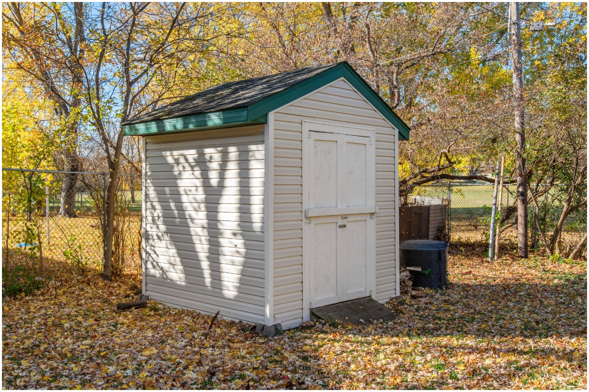 7 Storage Shed Ideas to Maximize Your Space