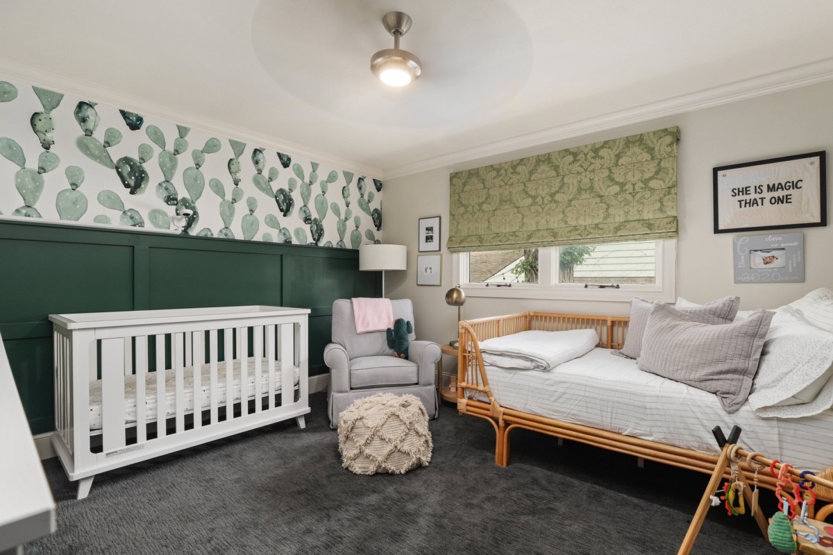https://www.redfin.com/blog/wp-content/uploads/2022/05/2_Small-Apartment-Hacks-for-New-Parents.jpg