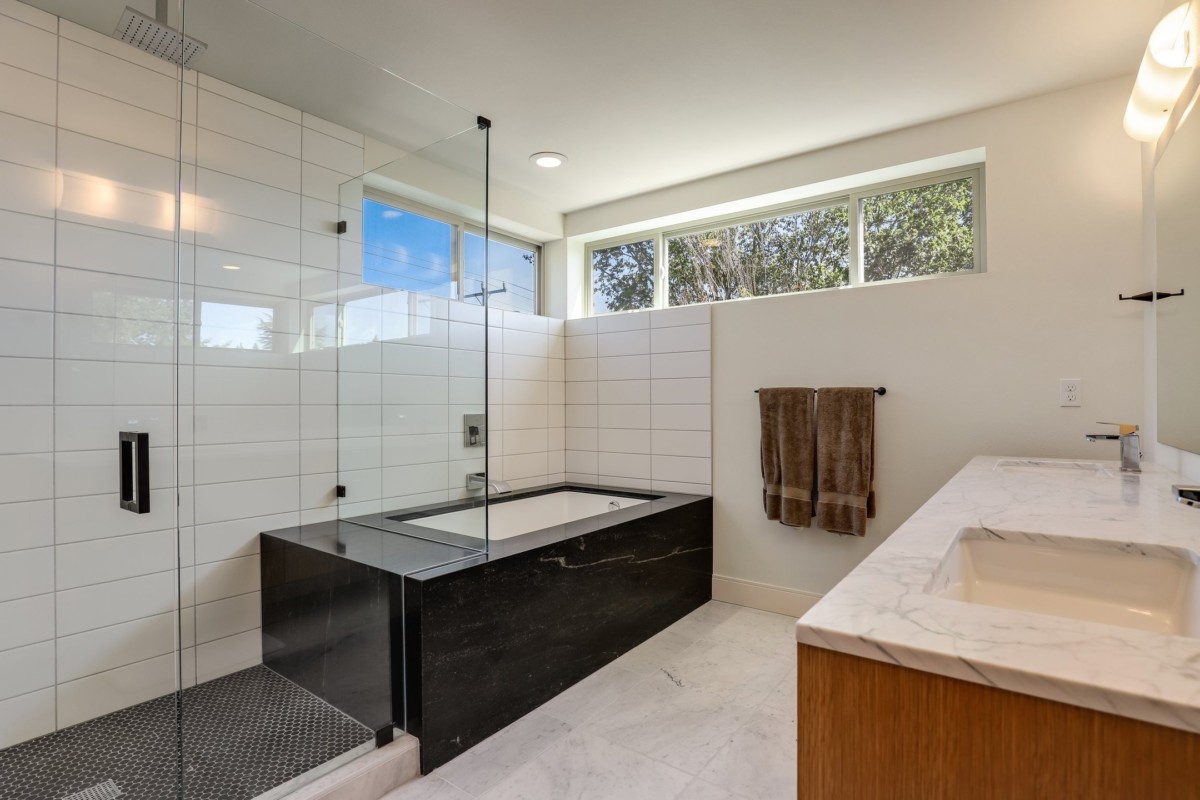 empty bathroom ready for move in