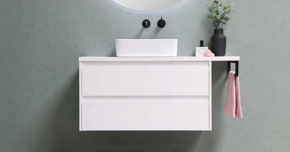 white bathroom sink