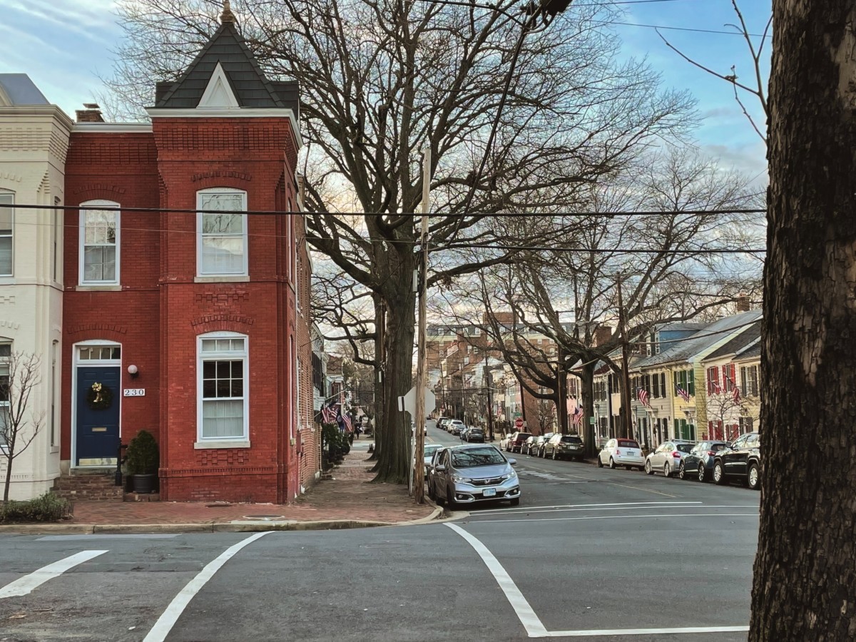historic buildings in arlington in one of the cities near washington dc