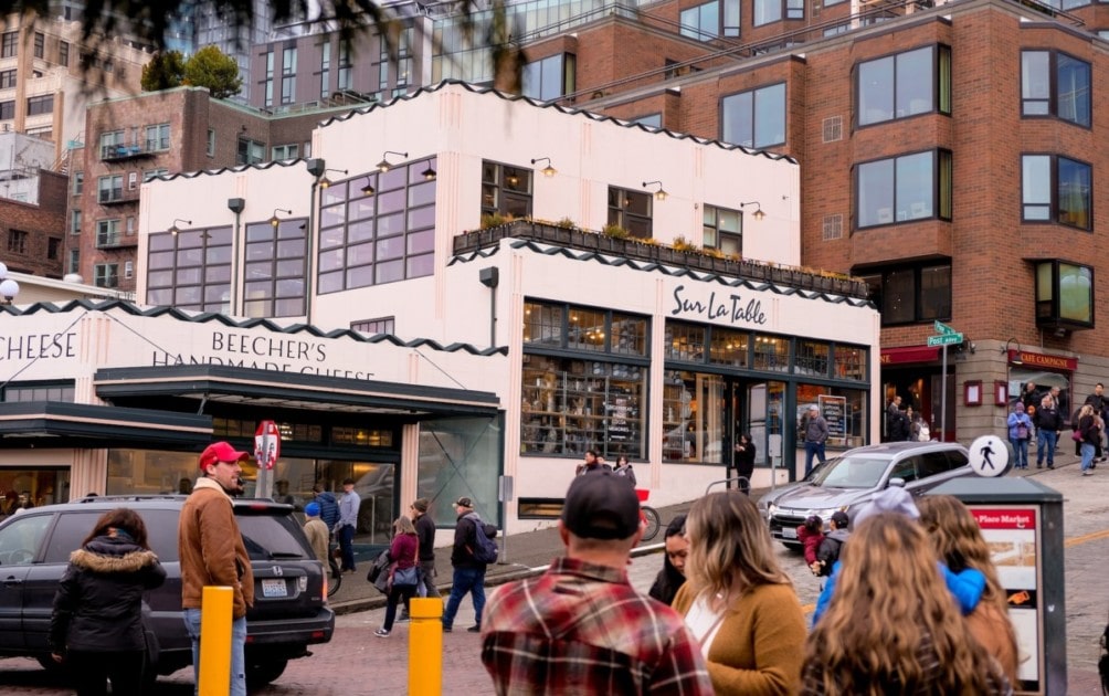Beecher's Handmade Cheese and Sur La Table in Pike Place Market