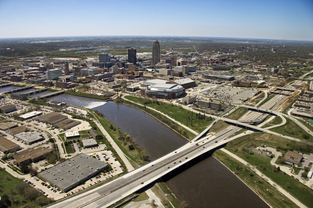 Aerial view of Des Moines River at Des Moines, Iowa 