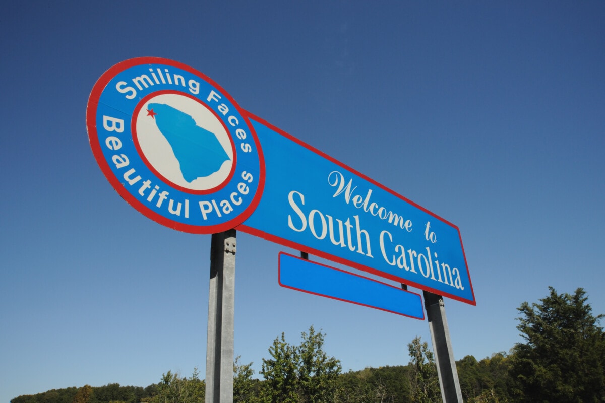 welcome to south carolina sign in the sun_Getty