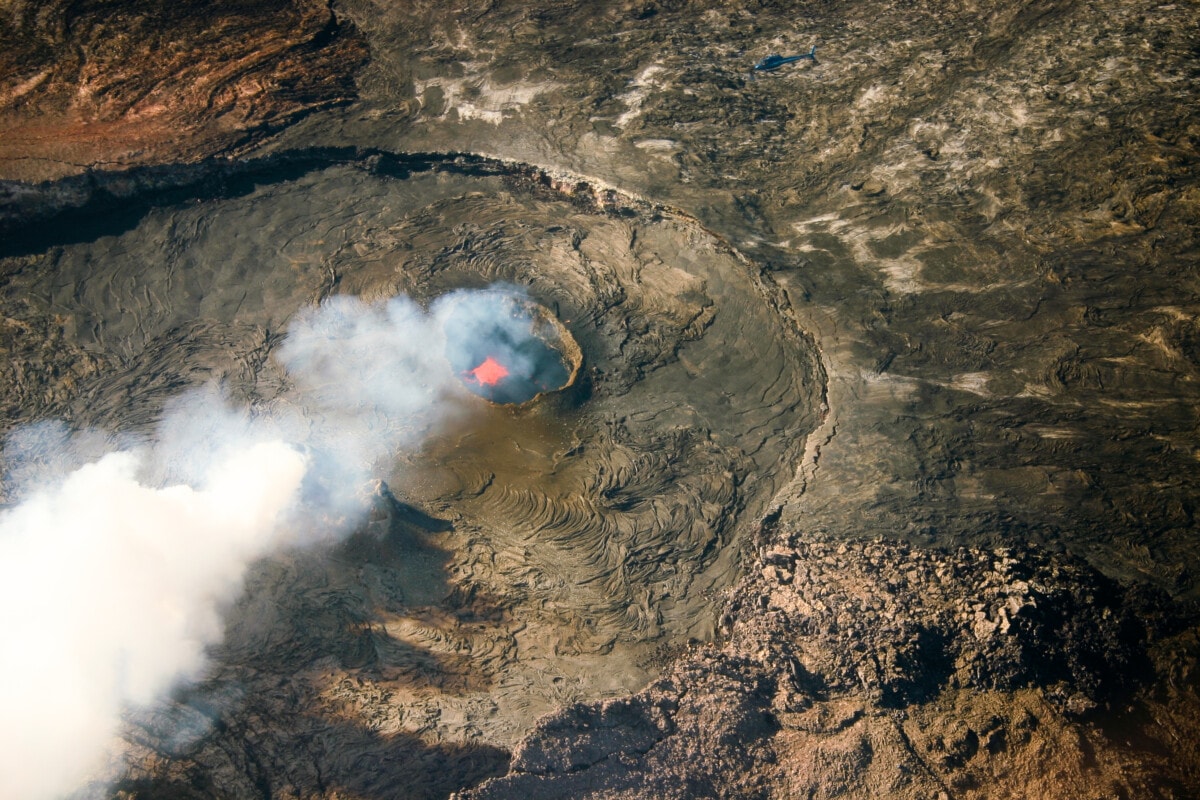 Kīlauea pele erupting at the Hawaii volcanoes national park 