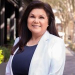 Dianna Navarro | Redfin Real Estate Agent
