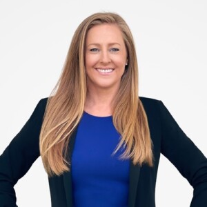 Picture of Kimberly Hogue | Redfin Real Estate Agent