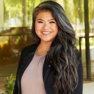 Picture of Linda Huynh | Redfin Real Estate Agent