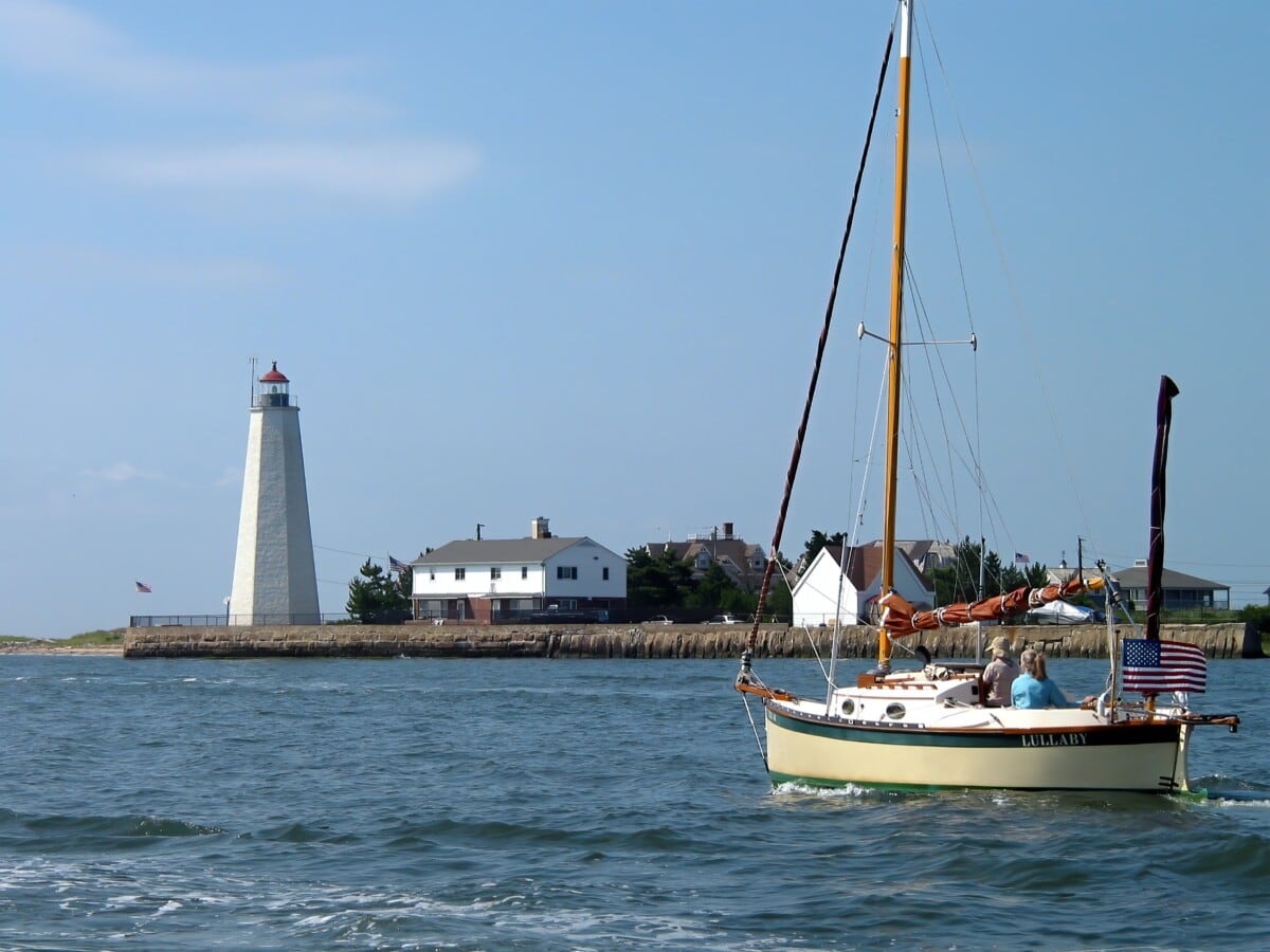old saybrook lighthouse homes and boats