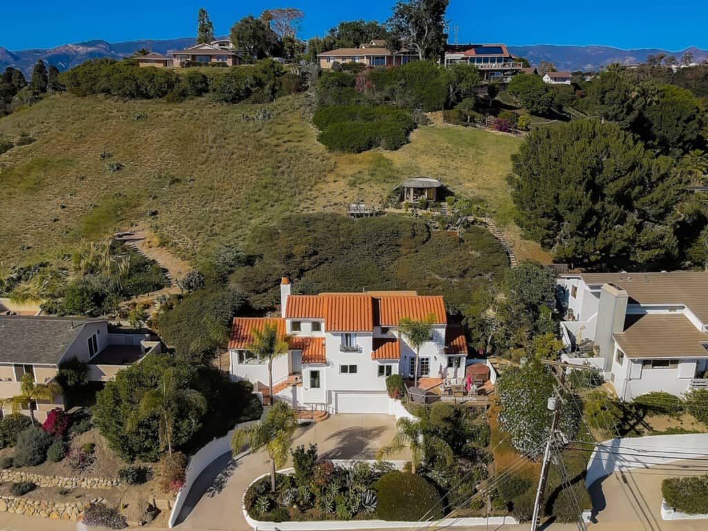 Santa Barbara Neighborhood Guide: Where to Live in 2024 | Redfin
