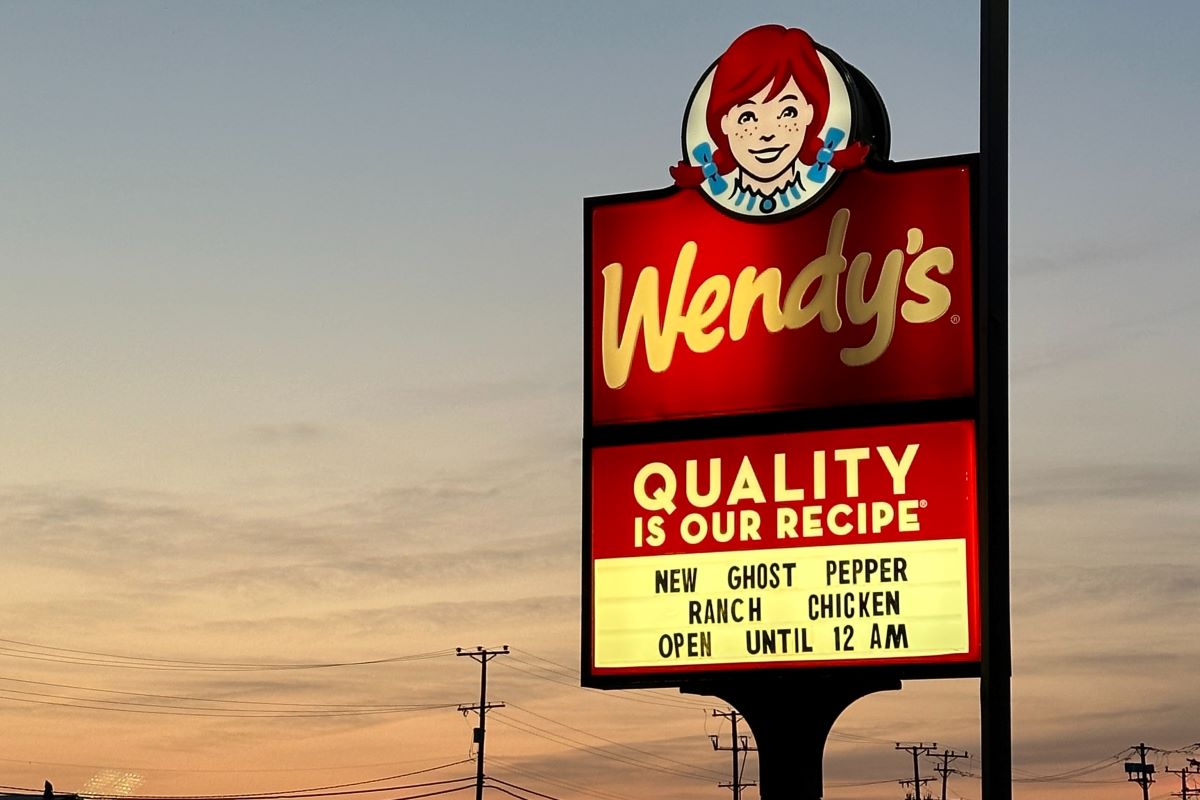wendy's sign