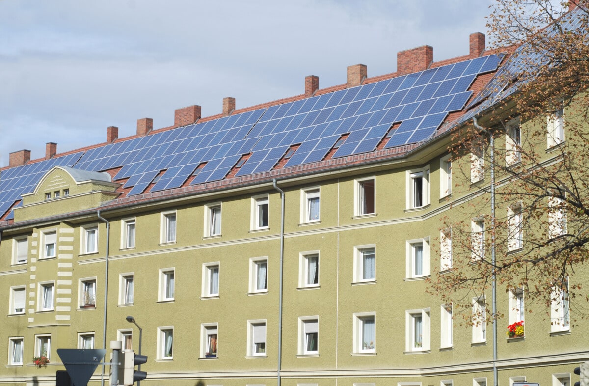 How to Get Solar Panels for Apartments