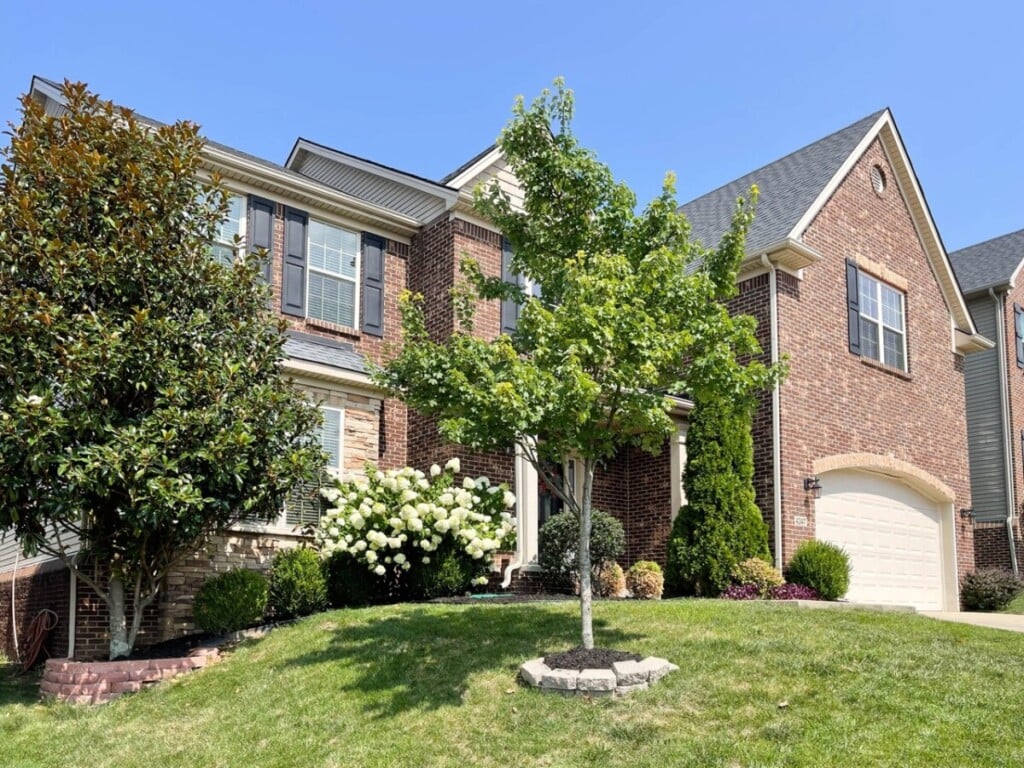 brick home in kentucky