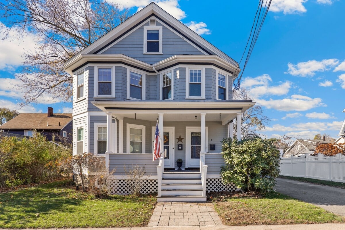 victorian home with front porch in Wakefield Massachusetts