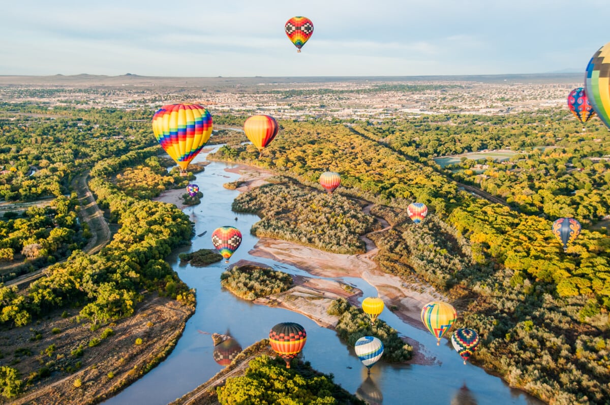 balloons over the rio grande in albuquerque nm