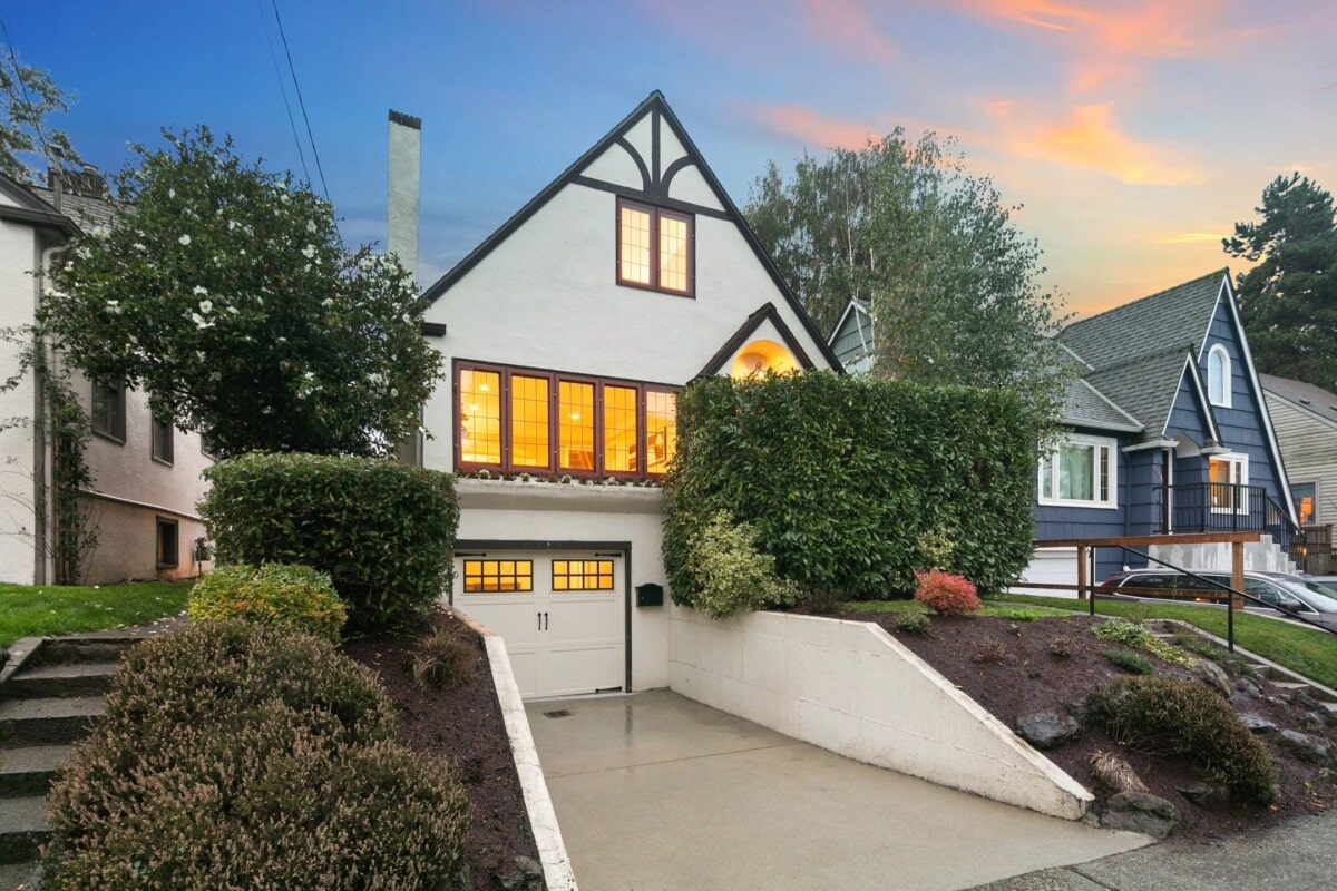 Luxury location  successful  Laurelhurst