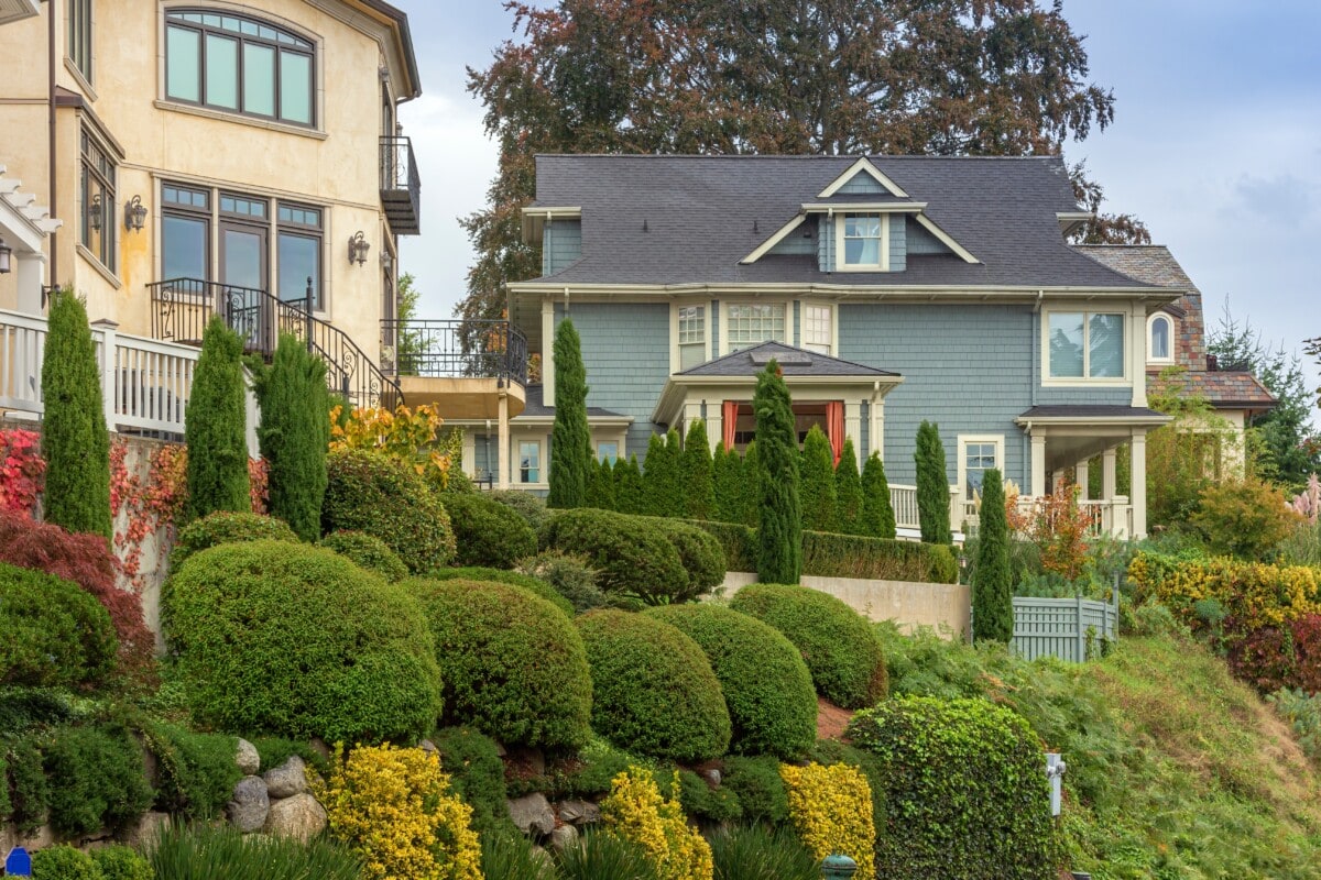 Shutterstock: Blue house in Queen Anne neighborhood, Seattle
