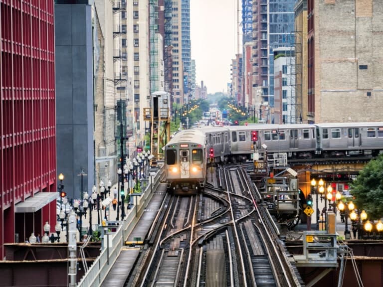 Chicago Neighborhood Guide: Where to Live in 2024 | Redfin