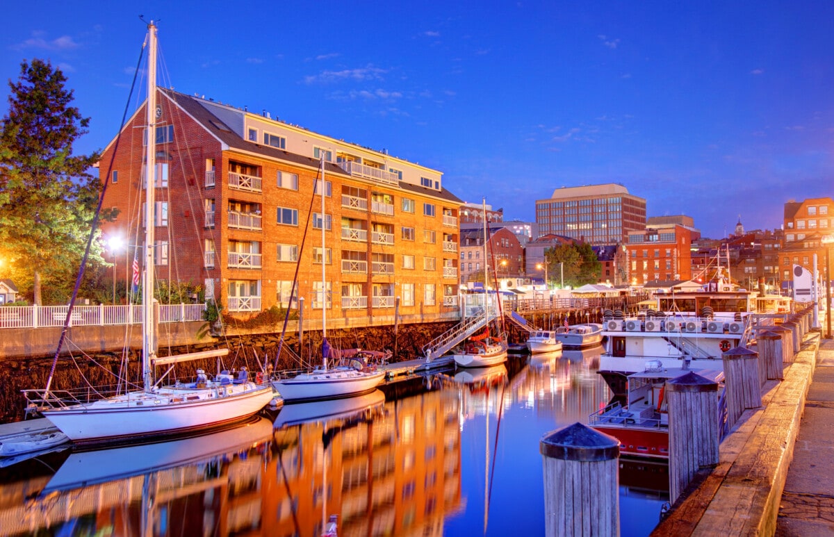 Portland is the largest city in the state of Maine located on a penninsula extended into the scenic Casco Bay. Portland is known for its maritime services, boutique shops,cobbleston streets, fishing piers, vibrant art district and fine dining.