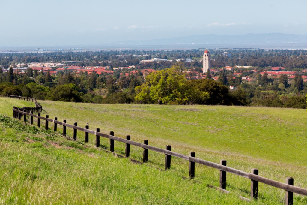 stanford university campus from palo alto