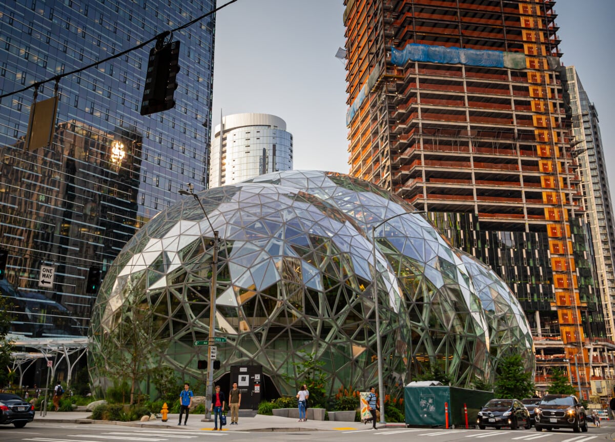 Shutterstock: Spheres in South Lake Union in Seattle