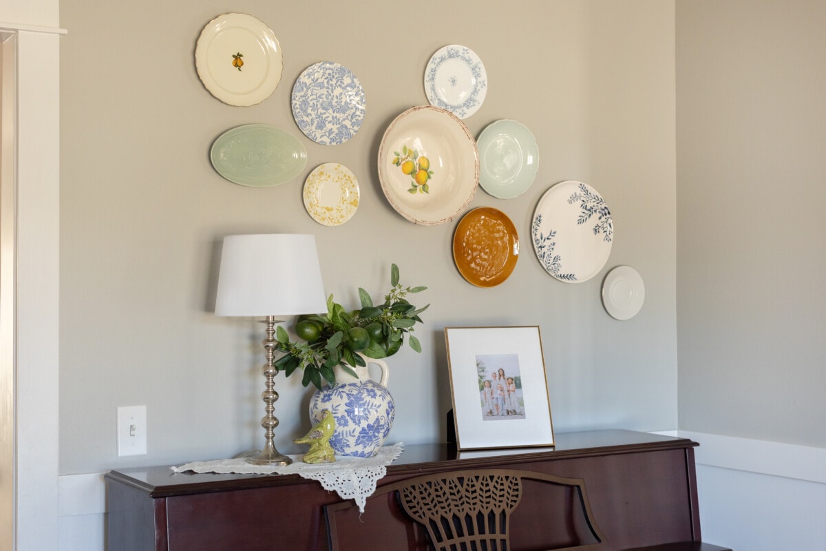 Plates hanging on a wall