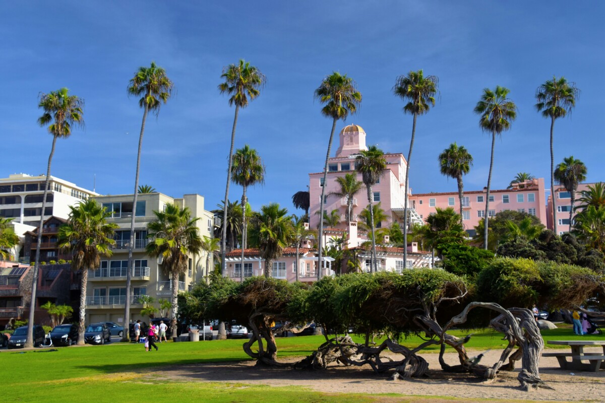 view of valencia hotel in la jolla san diego