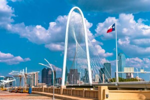 Dallas, TX, city panoramic view of the bridge