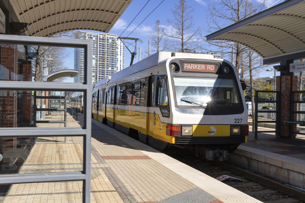 Dallas,,Usa,-,March,16,,2019:,Dallas,Area,Rapid,Transit
