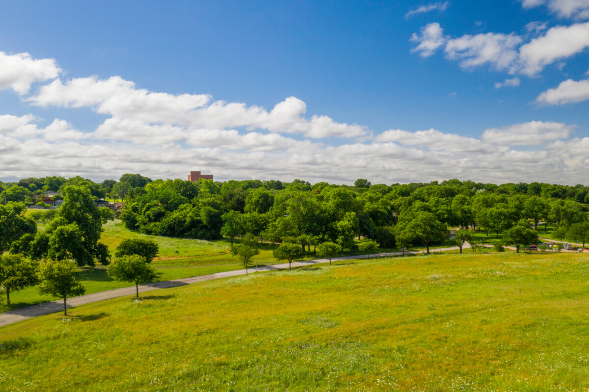 A,View,Of,Beautiful,Fields,Surrounding,Winfrey,Point,At,White