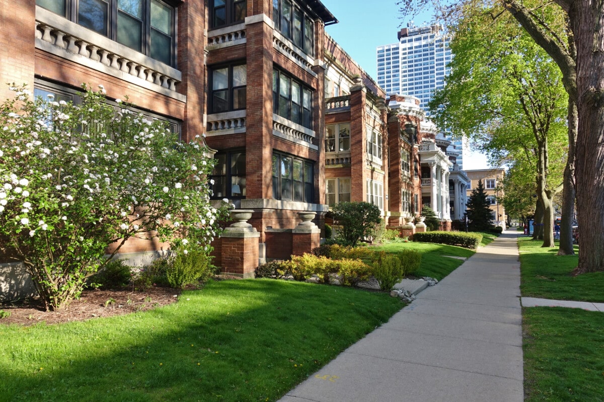 Chicago,,Il,-4,May,2020-,Exterior,View,Of,Old,Buildings