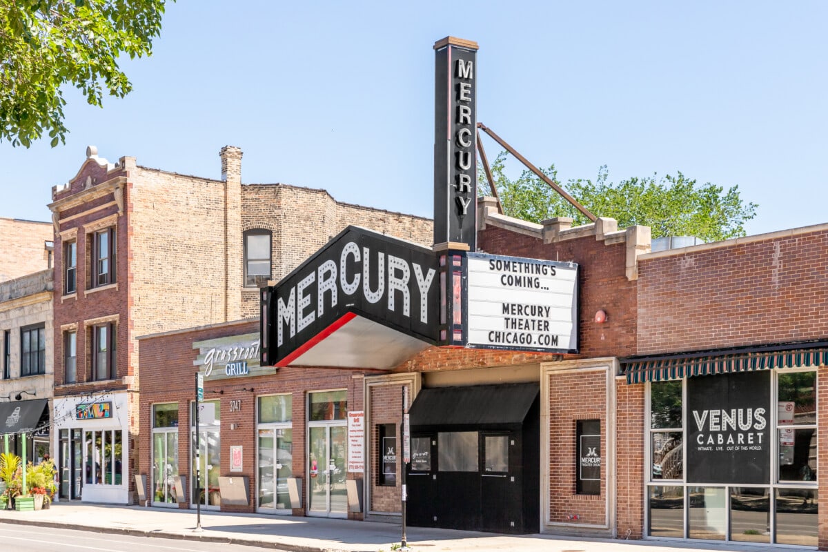 Chicago,,Il,,Usa,-,June,6,,2021:,Mercury,Theater,Chicago