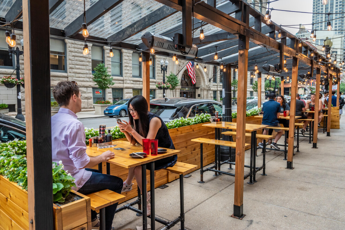 Chicago,,Il,-,August,1,,2021:,A,Young,Couple,Enjoys