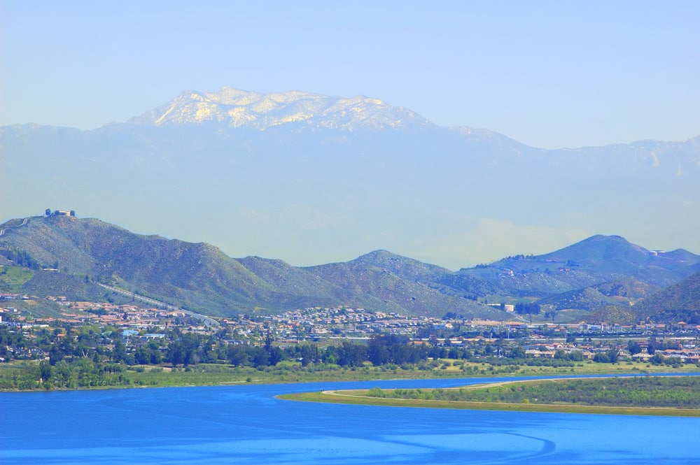 view of lake elsinore in california