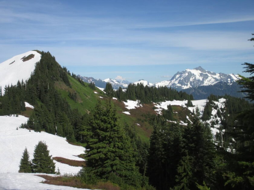 Photo of mountain from a Mount Baker hike, an item on the ultimate Bellingham bucket list