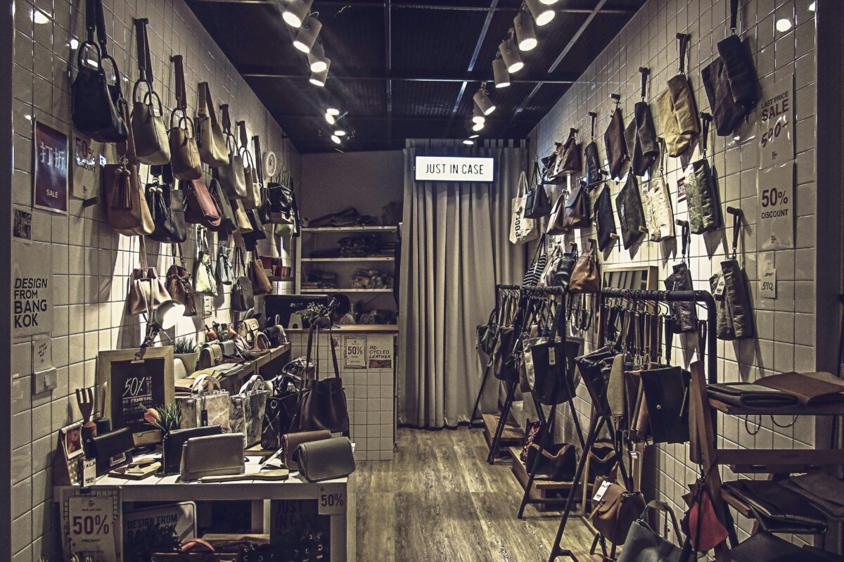 clothing and bag store 