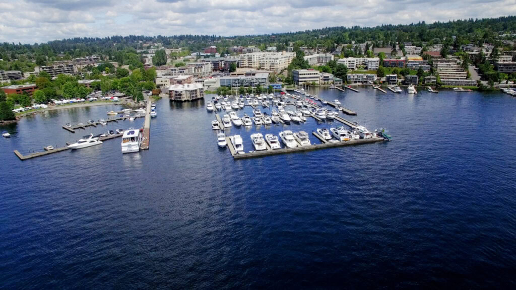 Lake Towns in Washington: 10 Beautiful Lakes in Washington to Live on in 2024