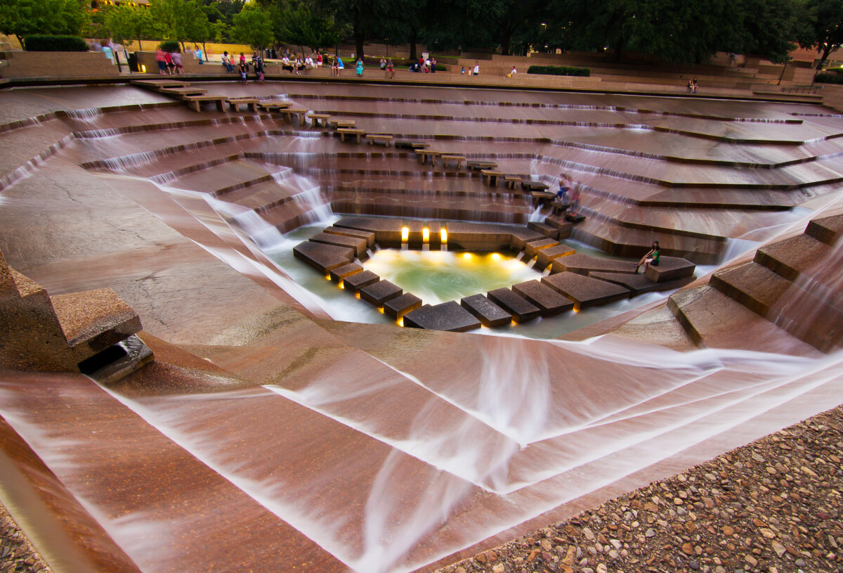 fort worth water gardens