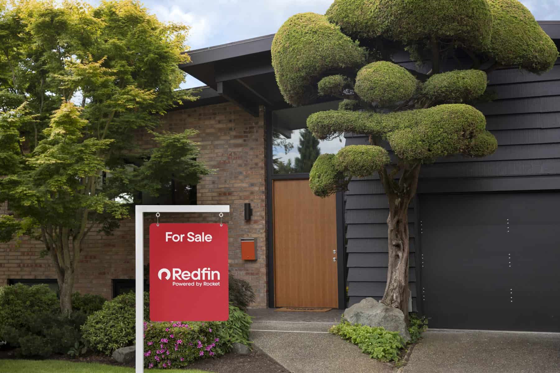What Homebuyers Overlook When Choosing a House (And How to Avoid It)