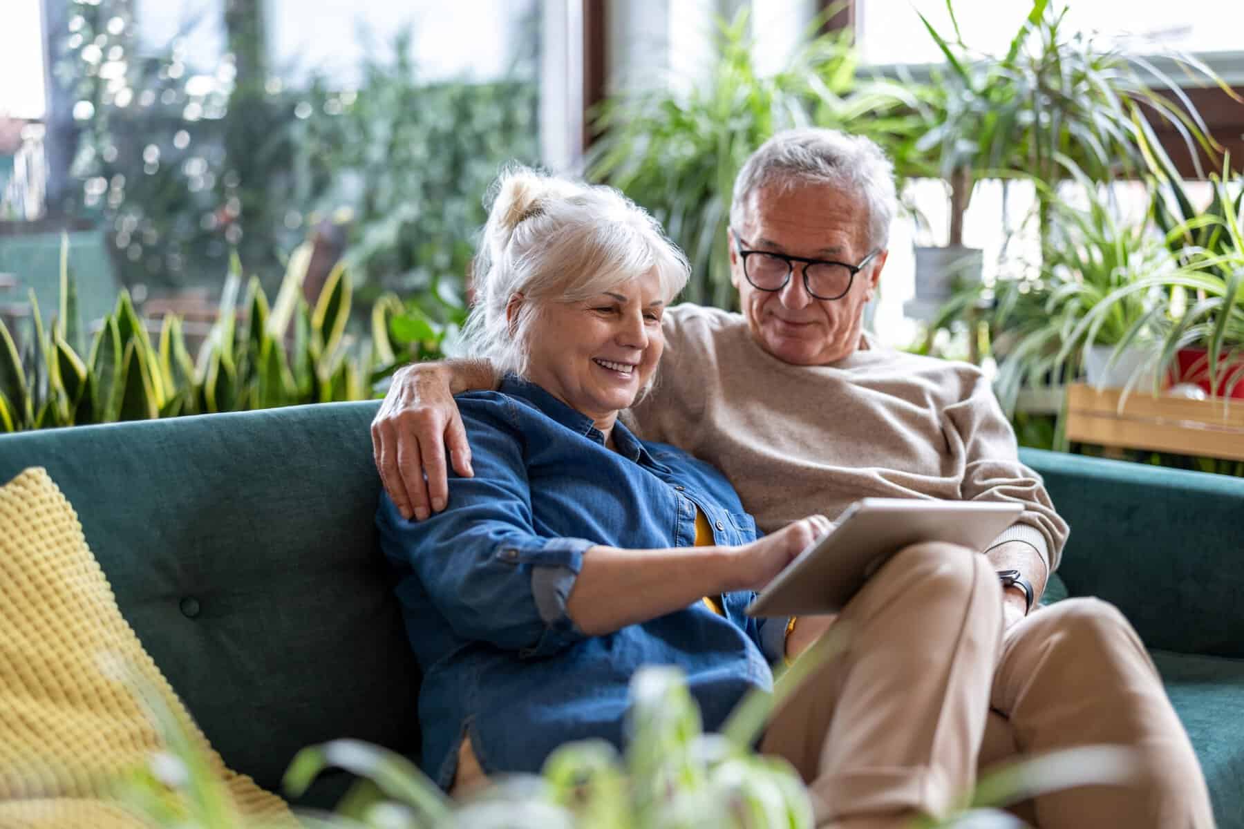 Common Reasons People Move to Retirement Communities